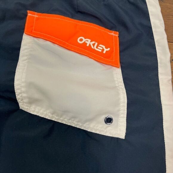 Oakley Men's Board Shorts Orange Navy White Size 36 - Picture 5 of 9